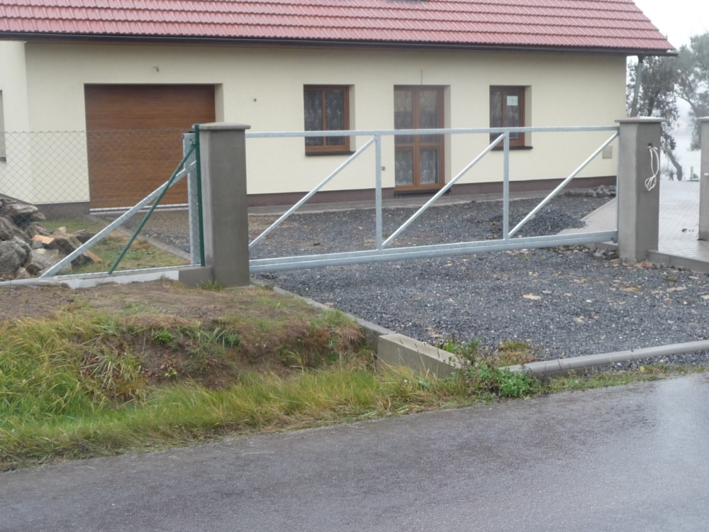 Brána pro rodinný dům