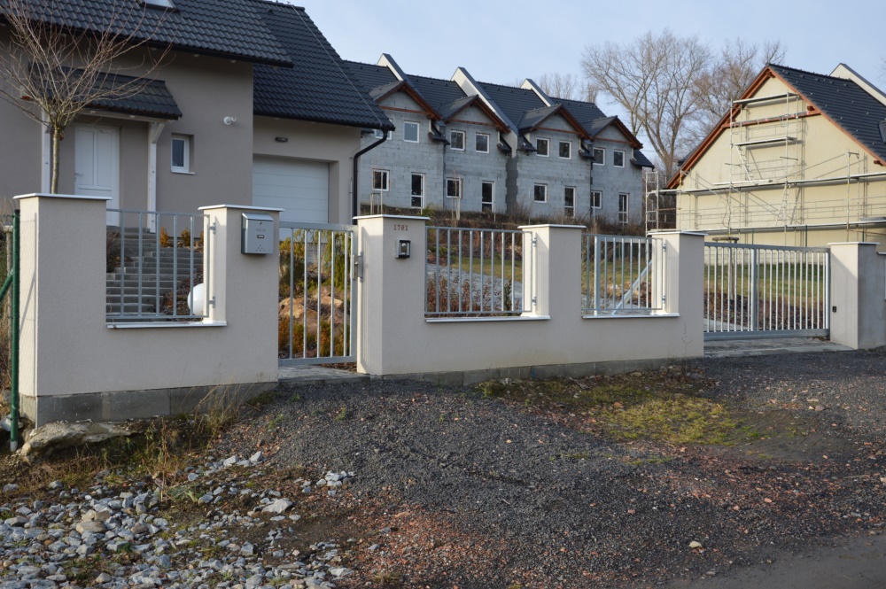Brána, plot, branka
